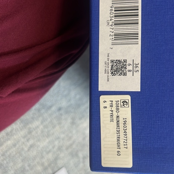 Stuart Weitzman 60 straight heel sandal in Pyrite metallic sparkle size 6B - Picture 11 of 12